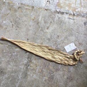 チガヤテーブルランナー