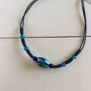 孔雀ネックレス横